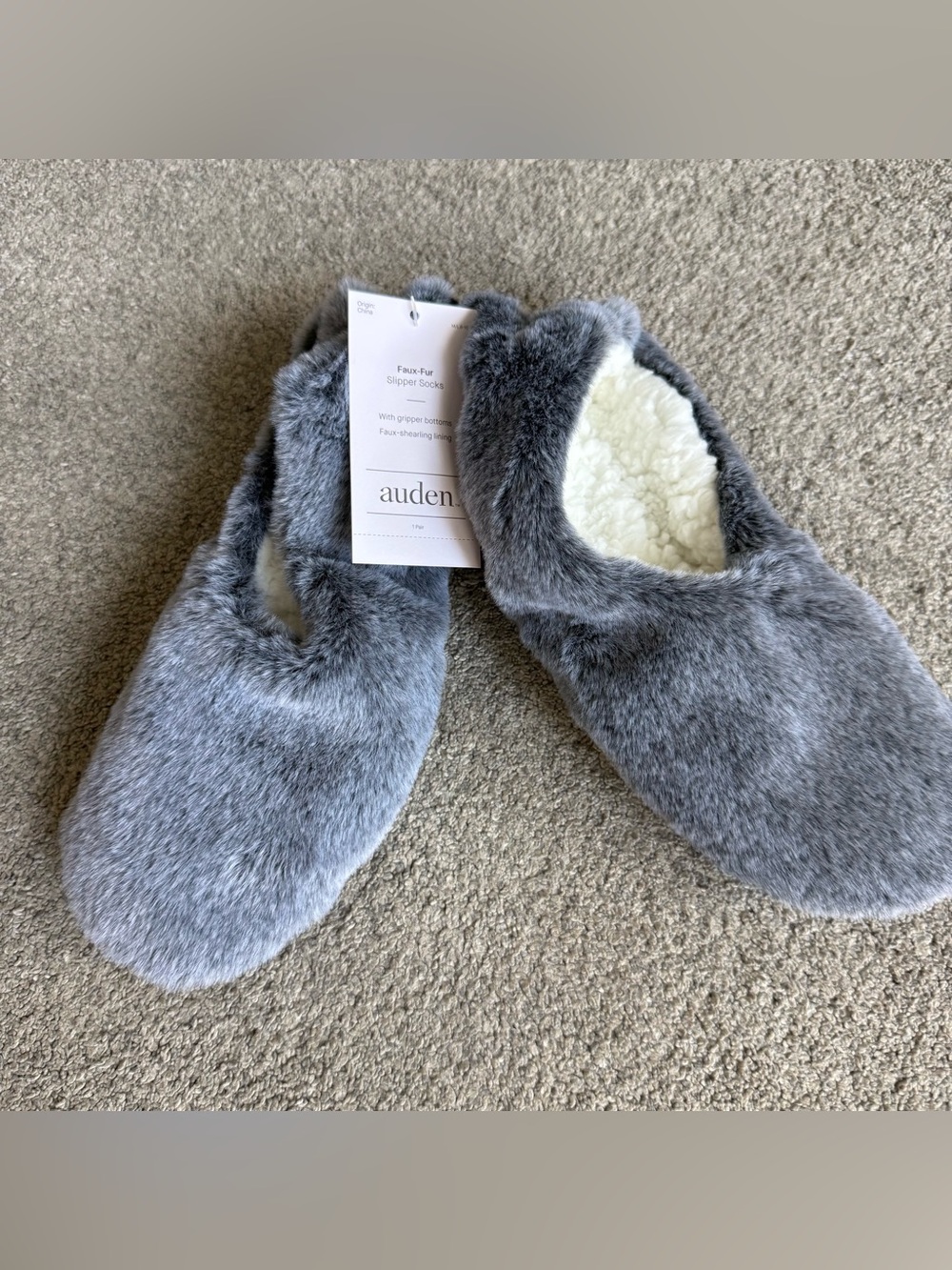Auden Women's Gray Faux-Fur Slip-On Slippers with Cream Lining M/L 8-10 shoe